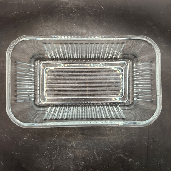 Ribbed 6"x3" Covered Clear Glass Refrigerator Dish - Picture 7 of 12